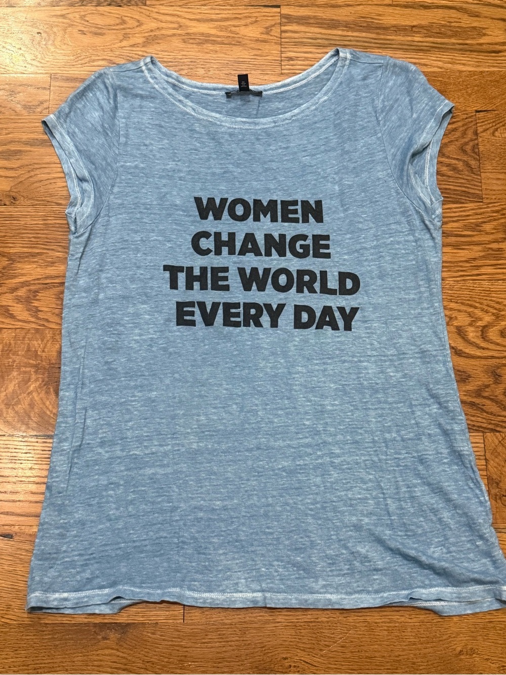 Eileen Fisher. Slub Linen “Women Change the World” Blue Tshirt. Size Small.